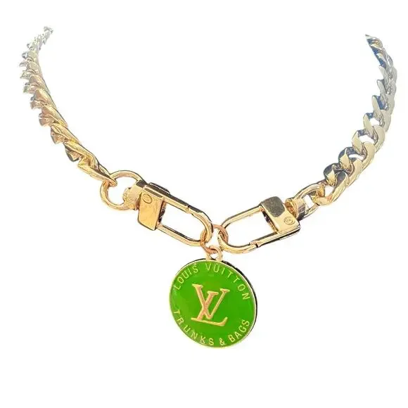 Louis Vuitton Green & Gold Luggage Charm Necklace (LVXX035) - Picture 1 of 3
